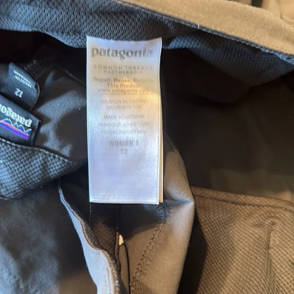Patagonia pants 12 (2000A)